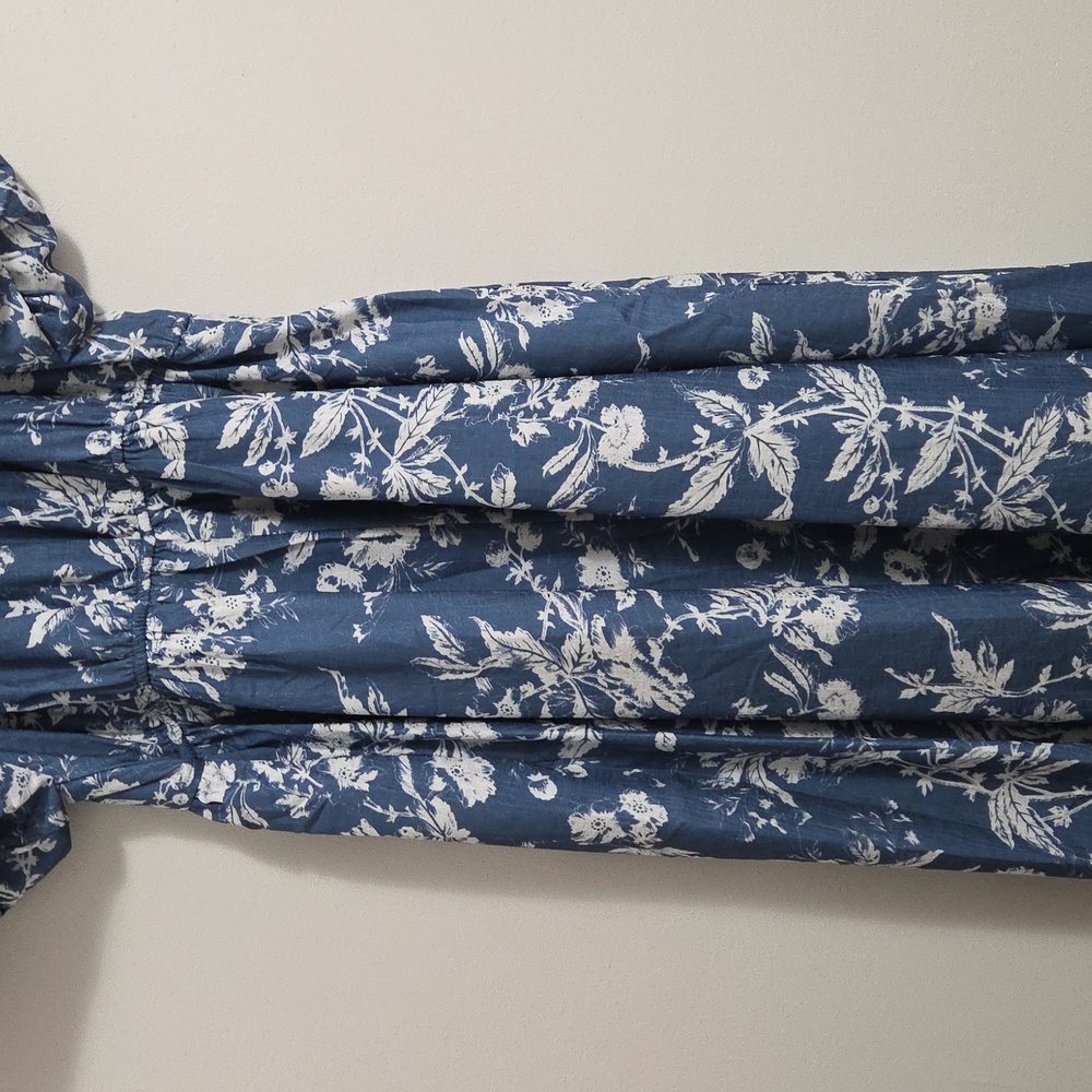Baltic Born | Large | Slate + White Floral Maxi Dress - Picture 3 of 5